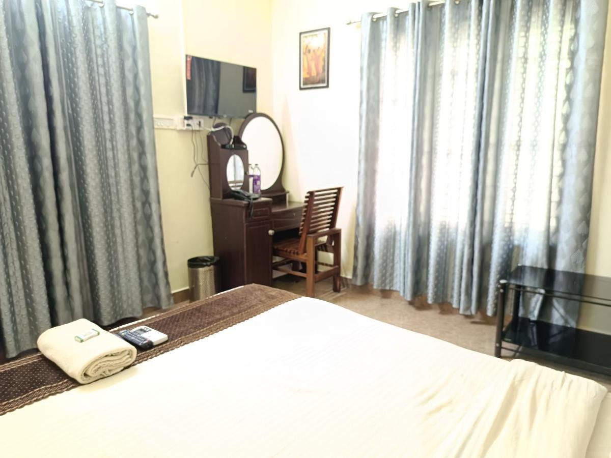 Global Backwater Resort Kollam Exterior photo