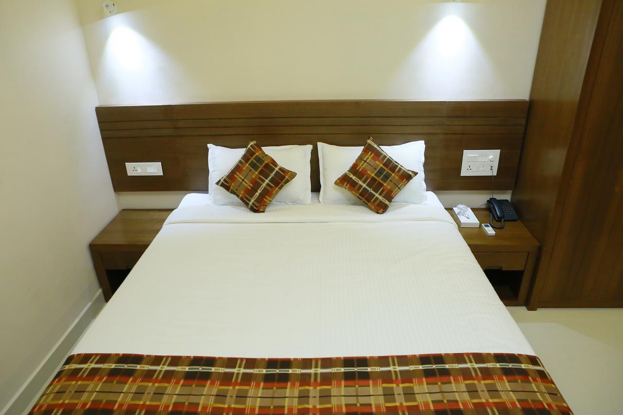 Global Backwater Resort Kollam Exterior photo